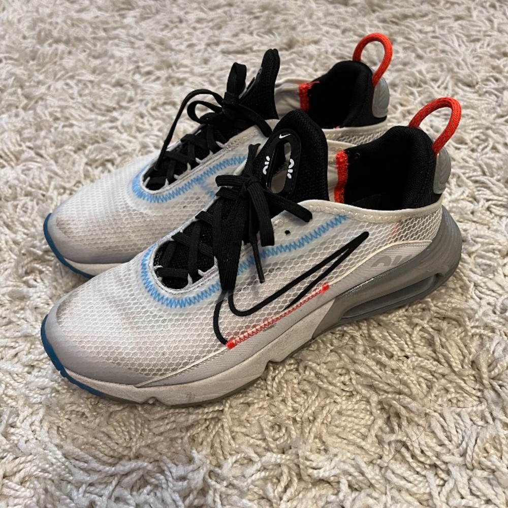 Nike Multicolored Airmax Youth Sneaker